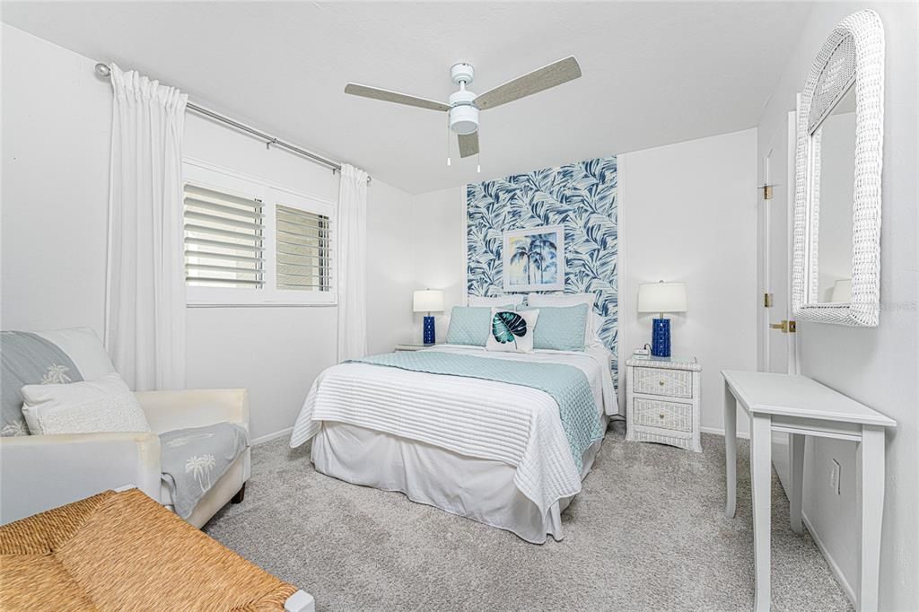 待售: $249,900 (2 贝兹, 2 浴室, 1092 平方英尺)