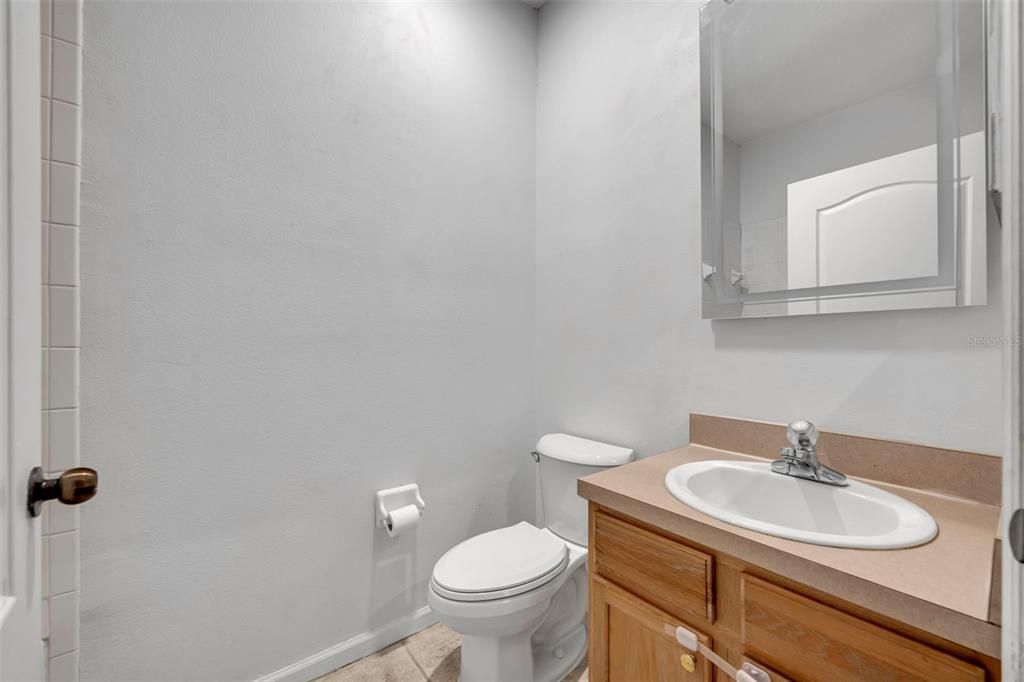 For Sale: $195,000 (3 beds, 2 baths, 1351 Square Feet)
