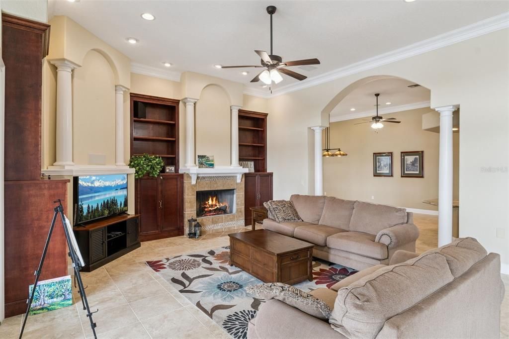 For Sale: $2,160,000 (5 beds, 6 baths, 6141 Square Feet)