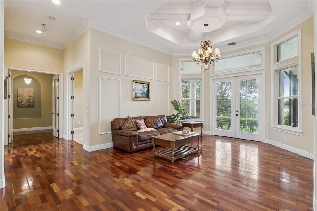 For Sale: $2,160,000 (5 beds, 6 baths, 6141 Square Feet)