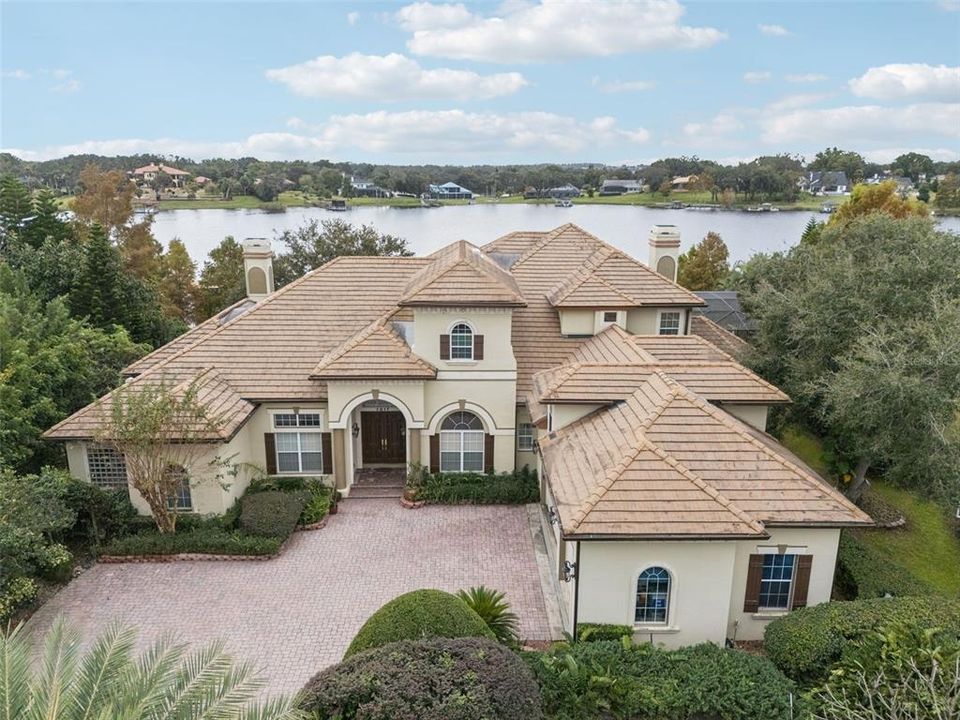 For Sale: $2,160,000 (5 beds, 6 baths, 6141 Square Feet)