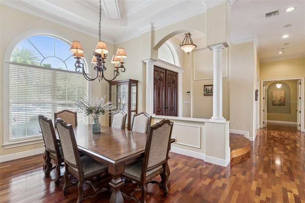 For Sale: $2,160,000 (5 beds, 6 baths, 6141 Square Feet)