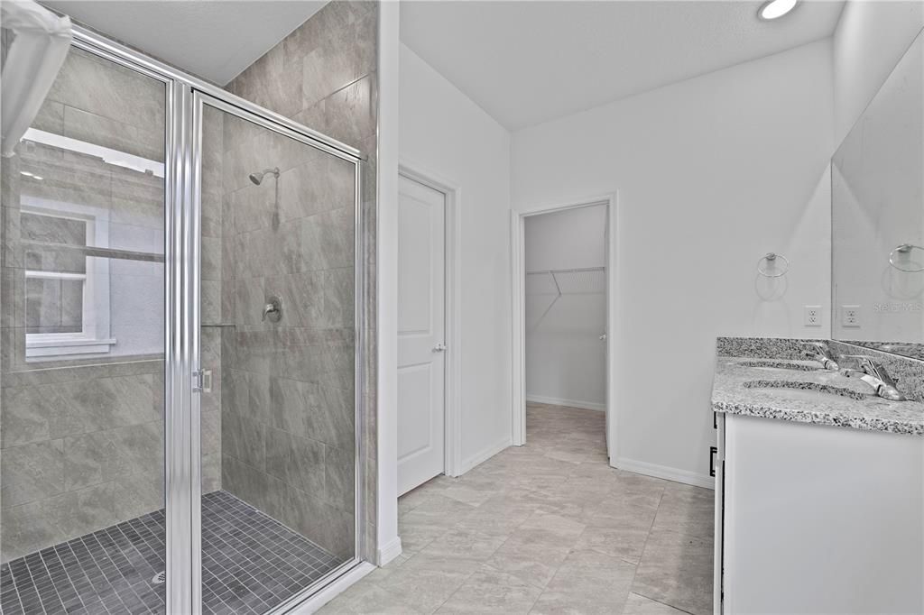 For Sale: $465,000 (4 beds, 2 baths, 1720 Square Feet)