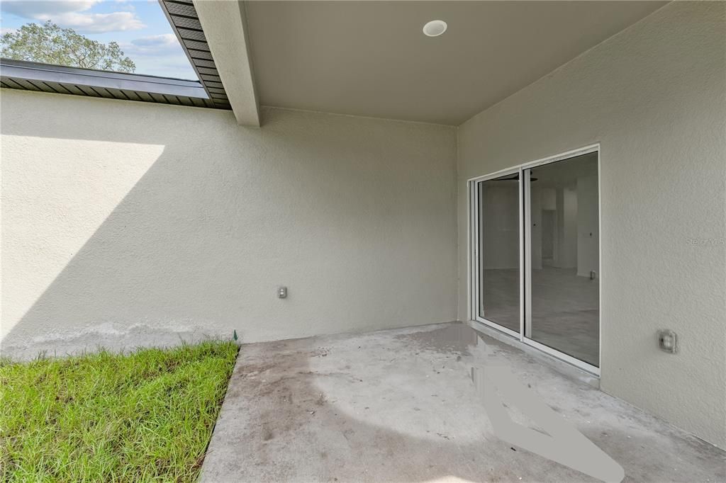 For Sale: $465,000 (4 beds, 2 baths, 1720 Square Feet)