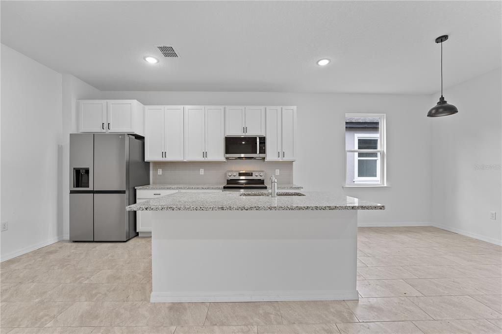 For Sale: $465,000 (4 beds, 2 baths, 1720 Square Feet)