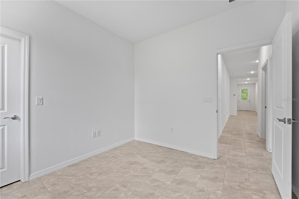 For Sale: $465,000 (4 beds, 2 baths, 1720 Square Feet)