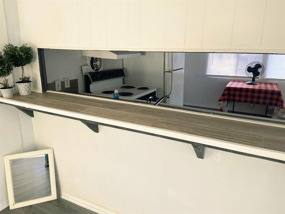 待售: $99,000 (2 贝兹, 1 浴室, 672 平方英尺)