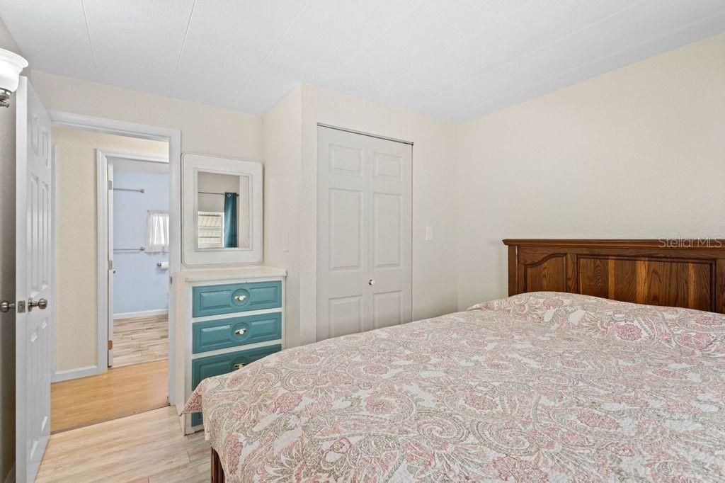 For Sale: $134,900 (3 beds, 2 baths, 1280 Square Feet)