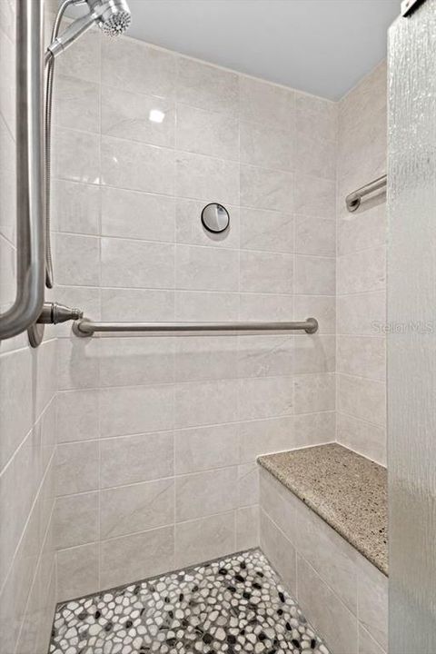 For Sale: $134,900 (3 beds, 2 baths, 1280 Square Feet)