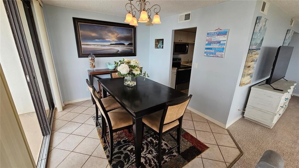 For Sale: $384,000 (2 beds, 2 baths, 1360 Square Feet)