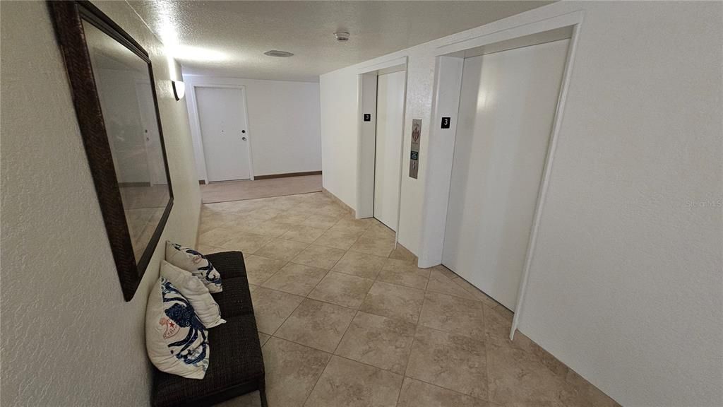 For Sale: $384,000 (2 beds, 2 baths, 1360 Square Feet)