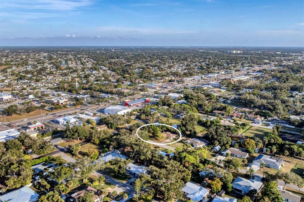 На продажу: $207,000 (2 спален, 2 ванн, 1064 Квадратных фут)