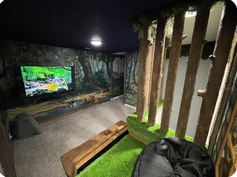 En Venta: $385,000 (4 camas, 4 baños, 2094 Pies cuadrados)