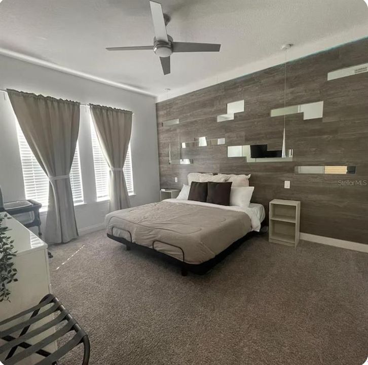 En Venta: $385,000 (4 camas, 4 baños, 2094 Pies cuadrados)