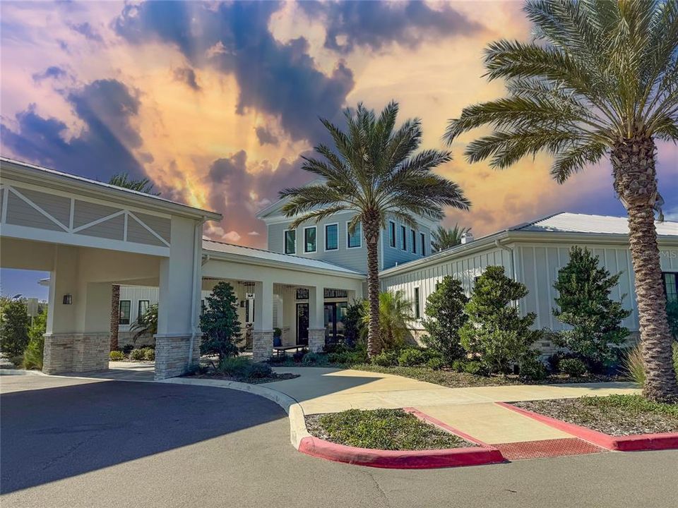 For Rent: $2,300 (2 beds, 2 baths, 1683 Square Feet)