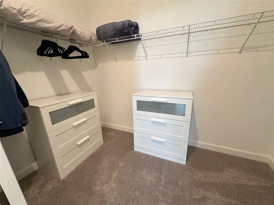 For Rent: $2,300 (2 beds, 2 baths, 1683 Square Feet)