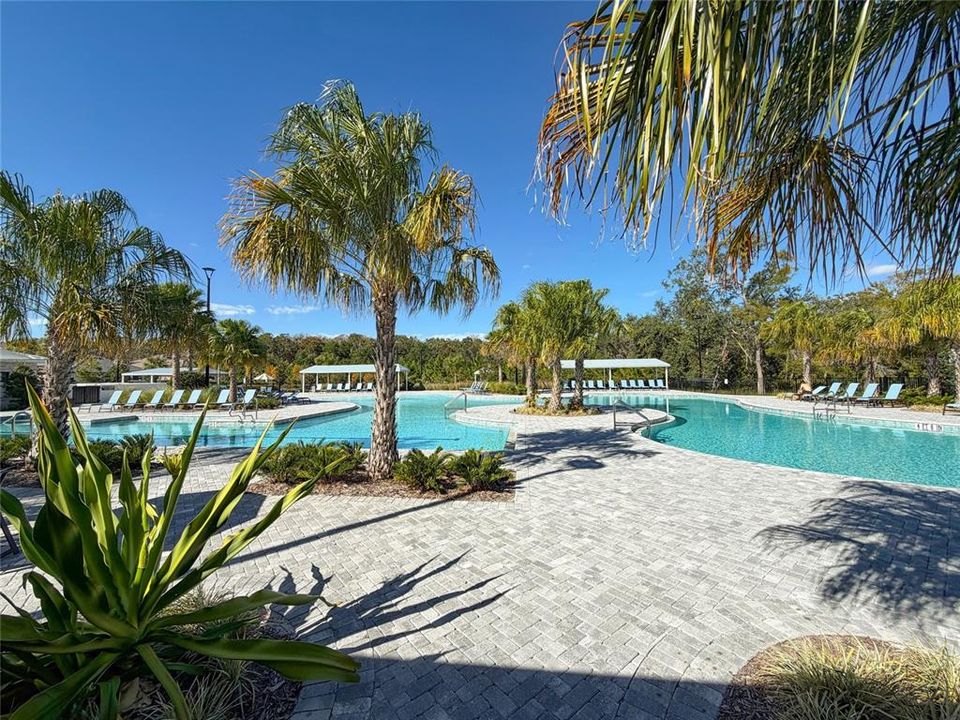 For Rent: $2,300 (2 beds, 2 baths, 1683 Square Feet)