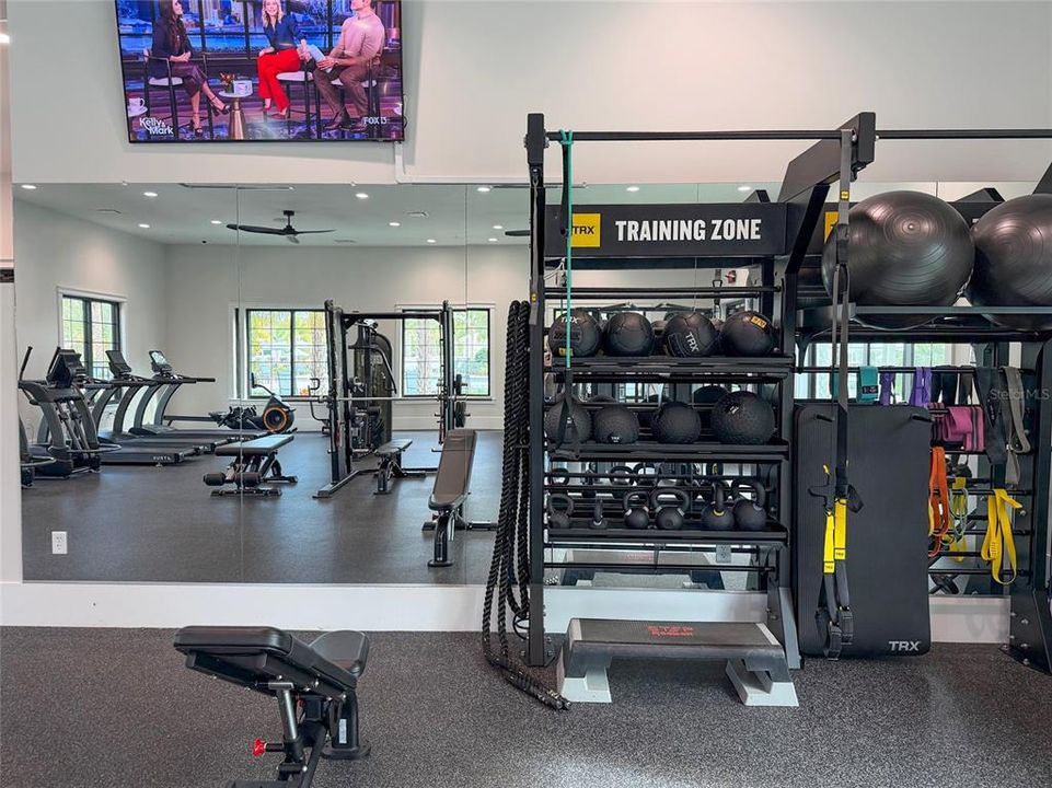 For Rent: $2,300 (2 beds, 2 baths, 1683 Square Feet)