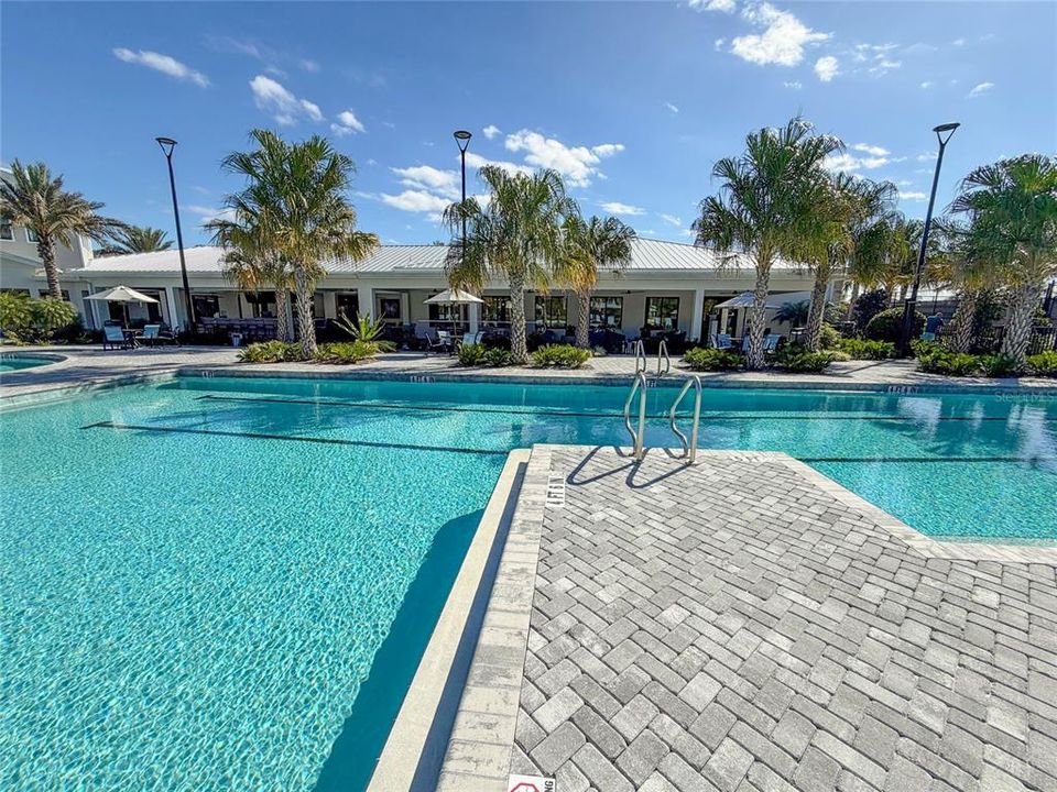 For Rent: $2,300 (2 beds, 2 baths, 1683 Square Feet)