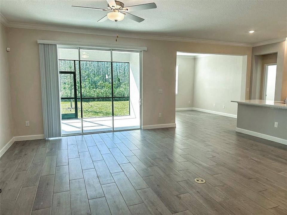 For Rent: $2,300 (2 beds, 2 baths, 1683 Square Feet)