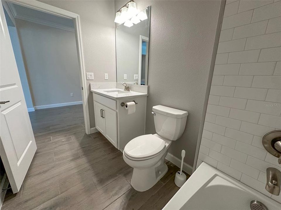 For Rent: $2,300 (2 beds, 2 baths, 1683 Square Feet)