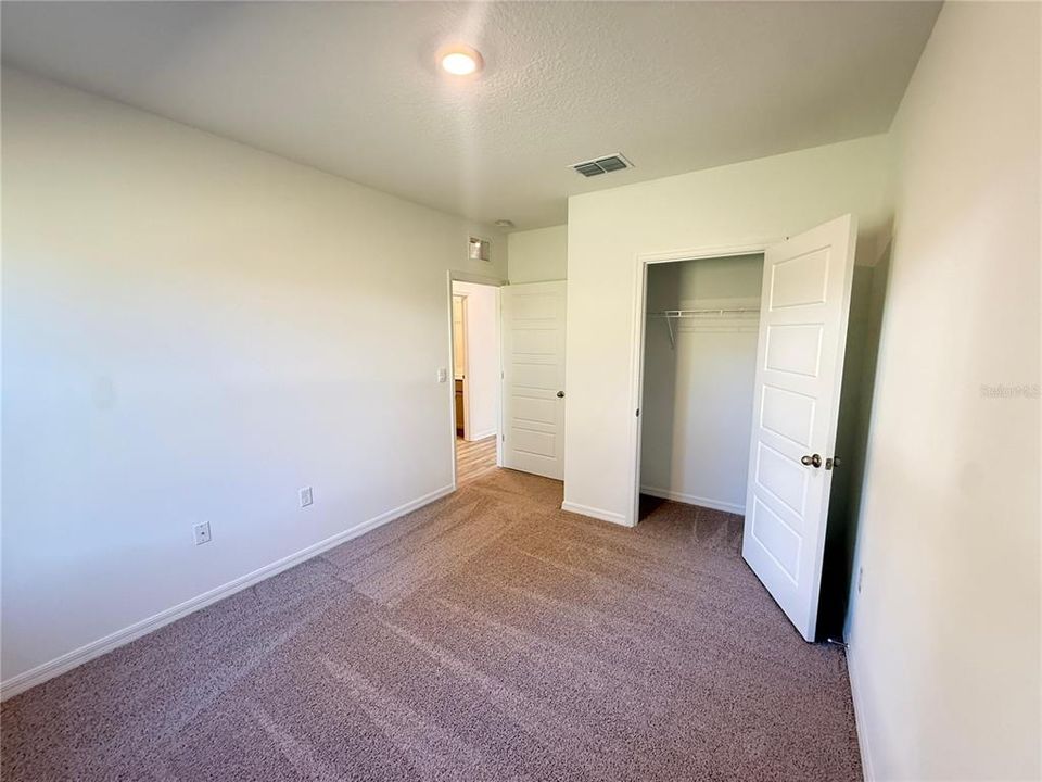 В аренду: $2,550 (4 спален, 2 ванн, 1665 Квадратных фут)