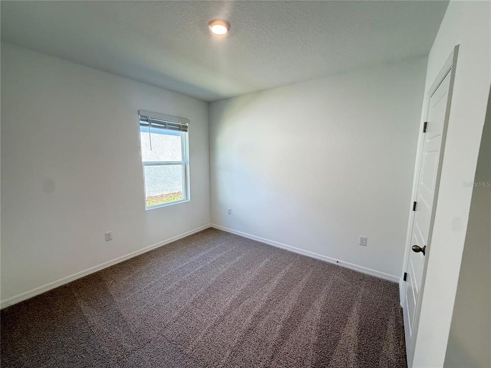 В аренду: $2,550 (4 спален, 2 ванн, 1665 Квадратных фут)