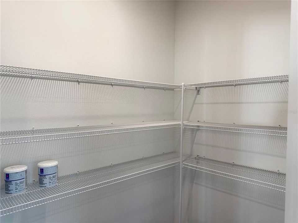 В аренду: $2,550 (4 спален, 2 ванн, 1665 Квадратных фут)