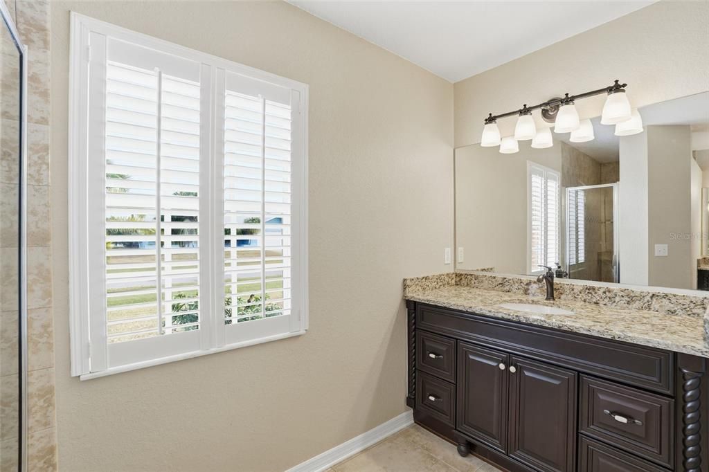 待售: $425,000 (3 贝兹, 2 浴室, 1842 平方英尺)