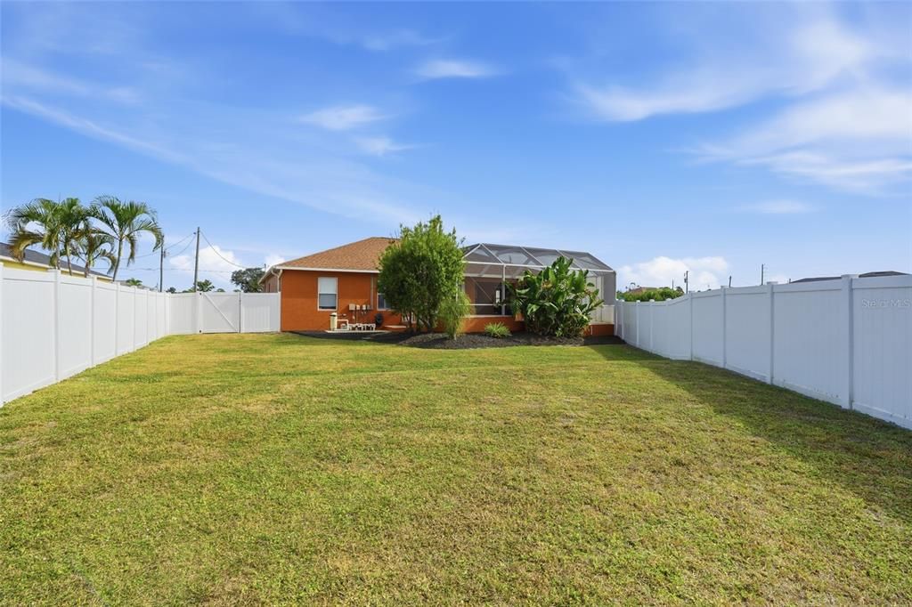 待售: $425,000 (3 贝兹, 2 浴室, 1842 平方英尺)