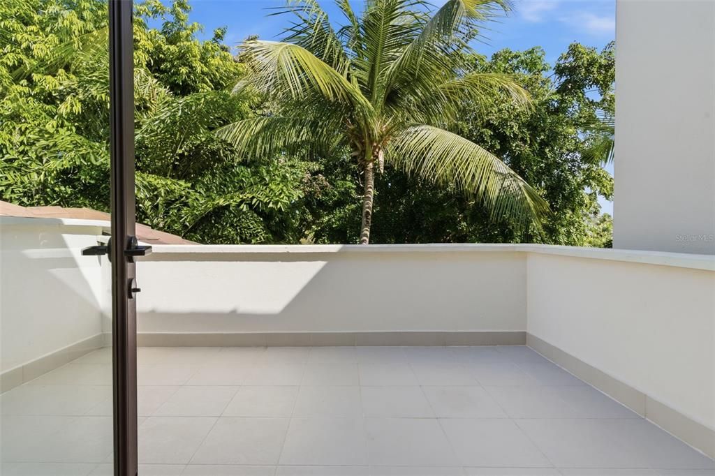 For Sale: $3,950,000 (4 beds, 4 baths, 3461 Square Feet)