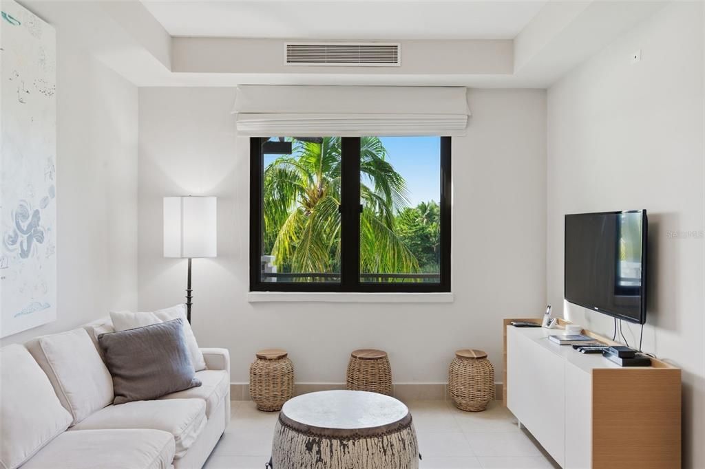 For Sale: $3,950,000 (4 beds, 4 baths, 3461 Square Feet)