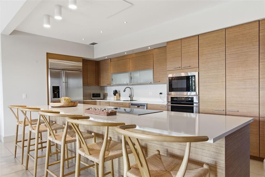 For Sale: $3,950,000 (4 beds, 4 baths, 3461 Square Feet)