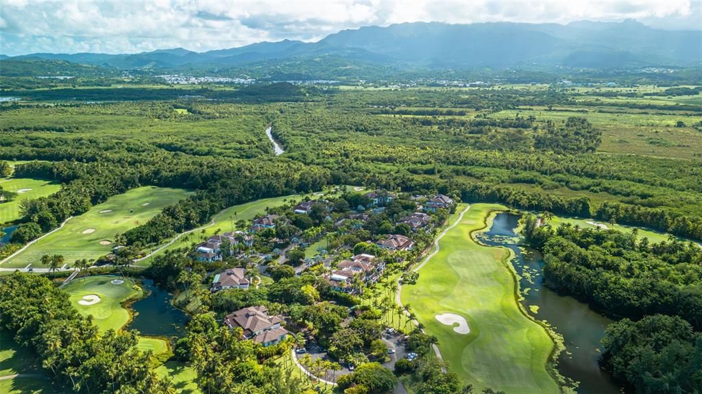 For Sale: $3,950,000 (4 beds, 4 baths, 3461 Square Feet)