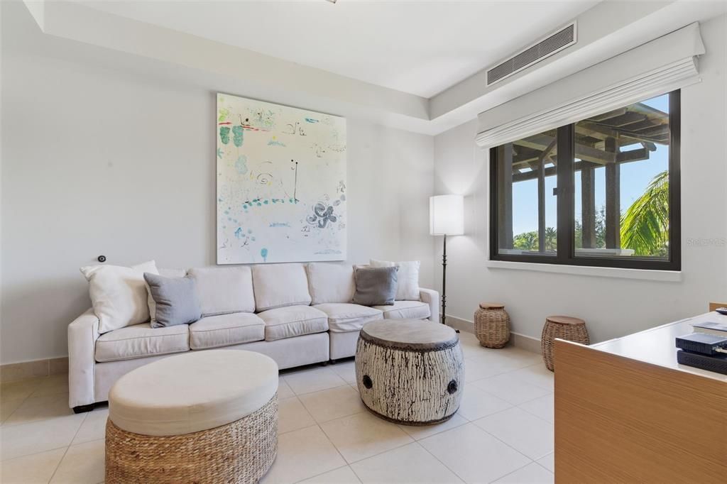 For Sale: $3,950,000 (4 beds, 4 baths, 3461 Square Feet)