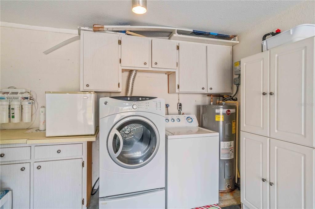 待售: $369,900 (2 贝兹, 2 浴室, 1118 平方英尺)