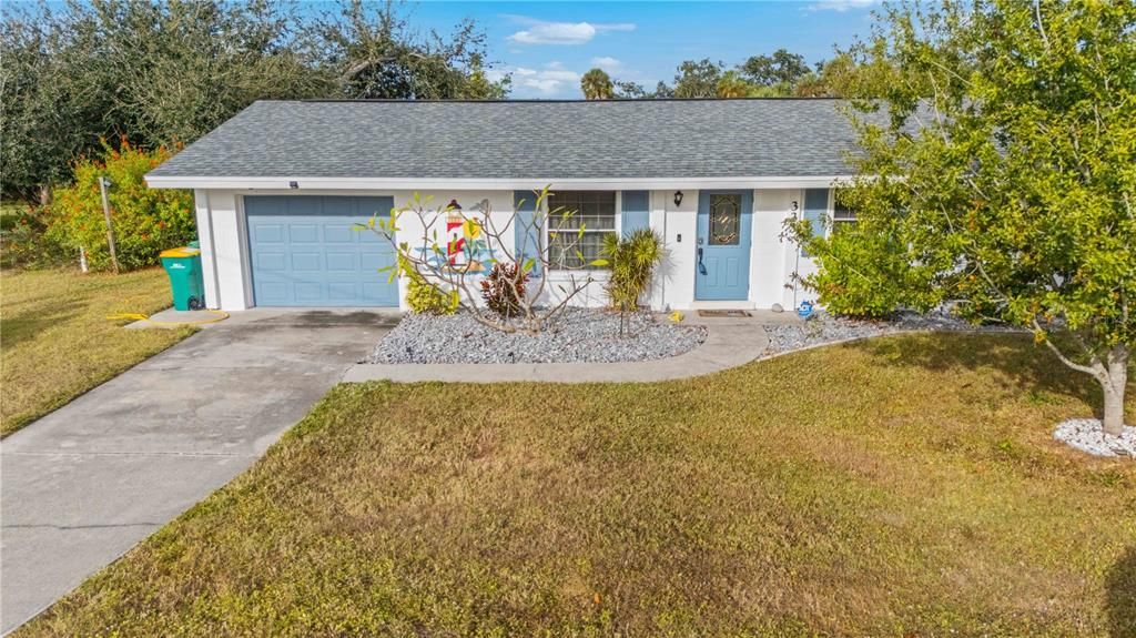 待售: $369,900 (2 贝兹, 2 浴室, 1118 平方英尺)