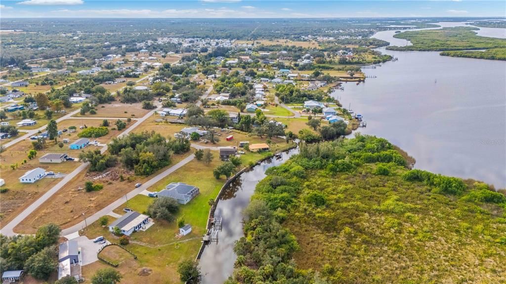 待售: $369,900 (2 贝兹, 2 浴室, 1118 平方英尺)