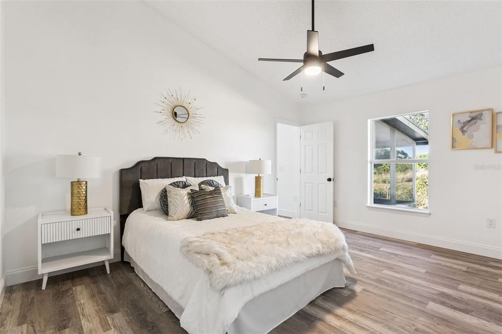 На продажу: $365,000 (4 спален, 2 ванн, 1779 Квадратных фут)