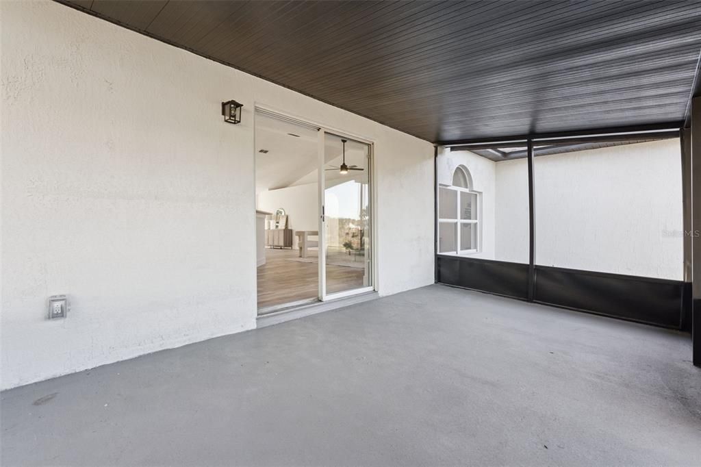 На продажу: $365,000 (4 спален, 2 ванн, 1779 Квадратных фут)