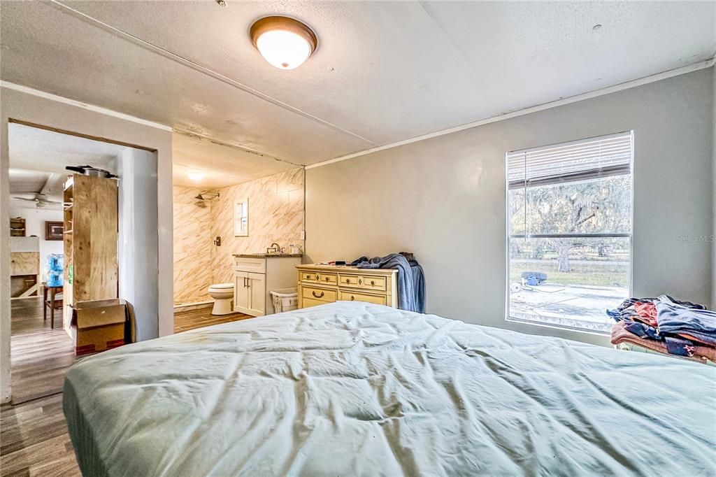 На продажу: $99,000 (3 спален, 1 ванн, 871 Квадратных фут)