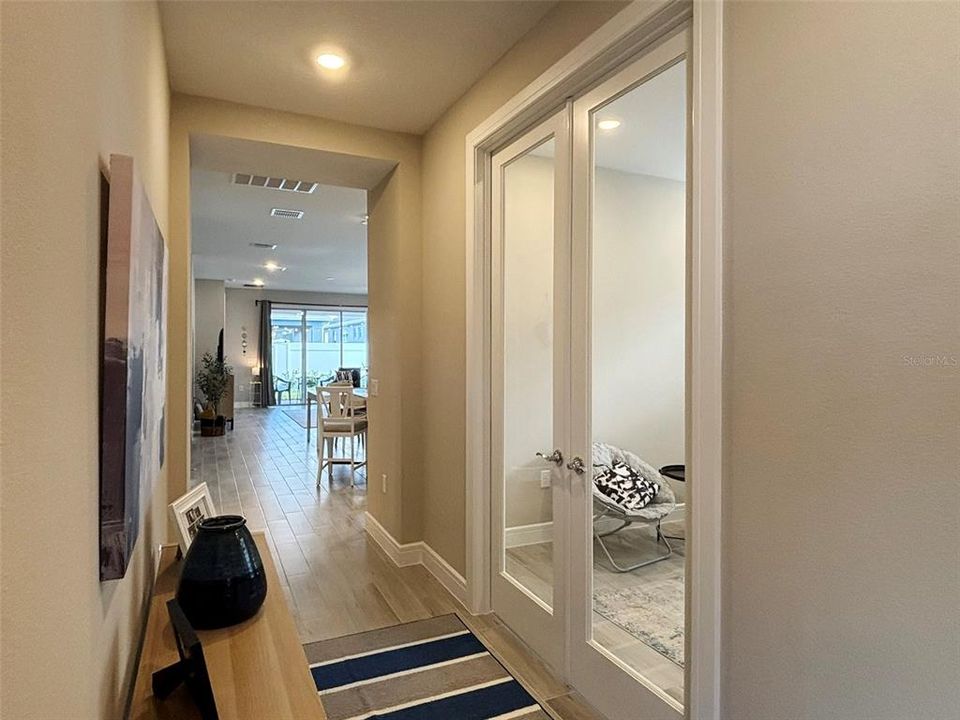 En Venta: $434,388 (2 camas, 2 baños, 1579 Pies cuadrados)