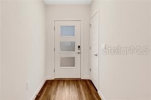 В аренду: $2,850 (4 спален, 2 ванн, 1828 Квадратных фут)