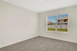 В аренду: $2,850 (4 спален, 2 ванн, 1828 Квадратных фут)