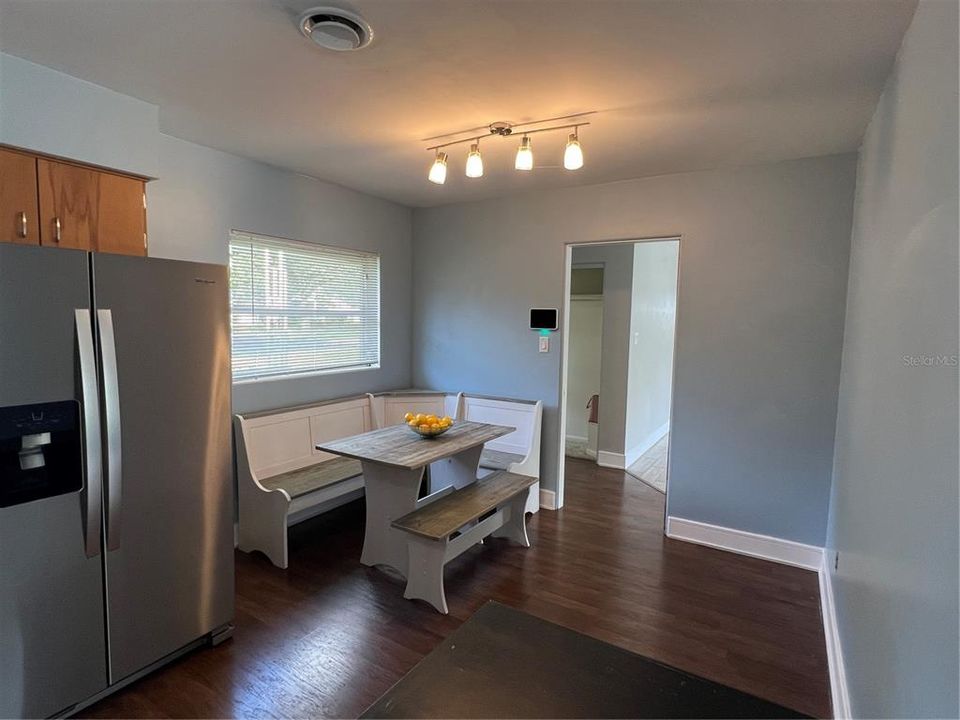 For Sale: $550,000 (3 beds, 2 baths, 1483 Square Feet)