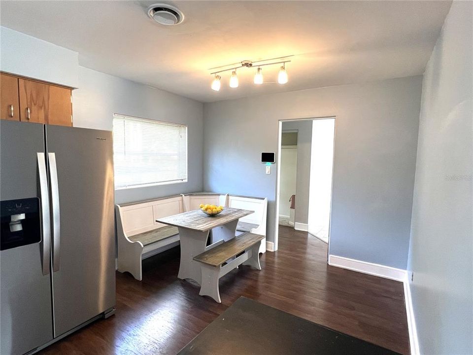 For Sale: $550,000 (3 beds, 2 baths, 1483 Square Feet)