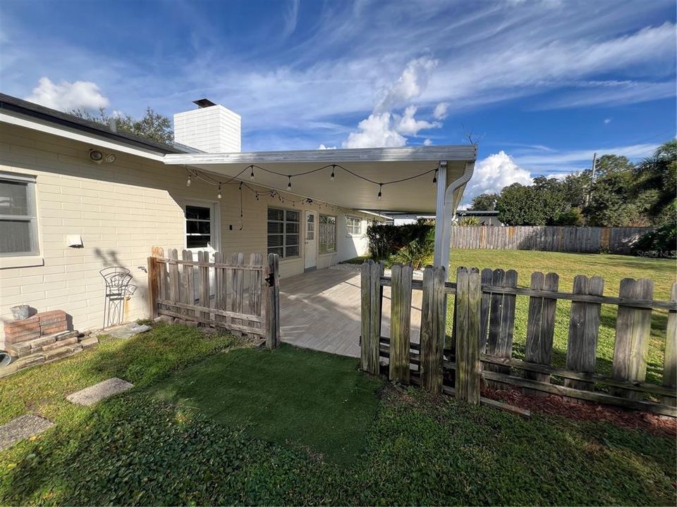 For Sale: $550,000 (3 beds, 2 baths, 1483 Square Feet)