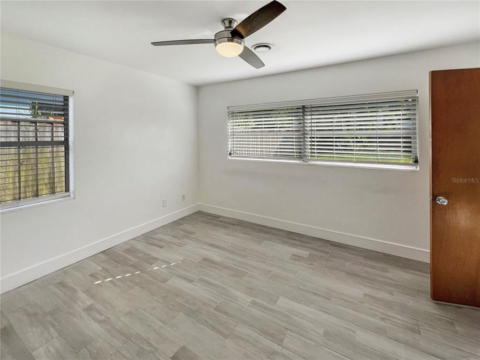 For Sale: $550,000 (3 beds, 2 baths, 1483 Square Feet)