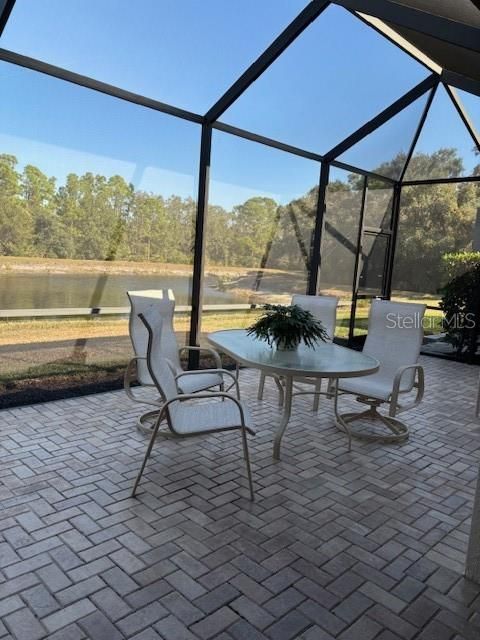 待售: $339,999 (2 贝兹, 2 浴室, 1453 平方英尺)