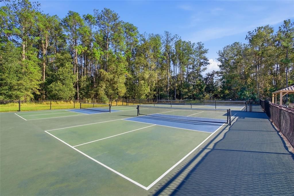 En Venta: $515,000 (3 camas, 3 baños, 2339 Pies cuadrados)